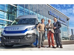 IVECO and BNP Paribas Leasing Solutions join forces to foster energy transition in the commercial vehicles industry with Green Finance schemes