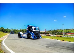 Caminhões IVECO esquentam os motores para a segunda etapa da Copa Truck 2019