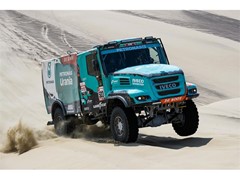 IVECO se acerca al final del Dakar con sus cuatro camiones en el Top 10
