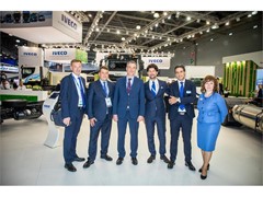 IVECO and RT-Logistika discuss cooperation at Comtrans 2019