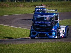 Quinta etapa da Copa Truck acontece em Londrina (PR) com quatro caminhões IVECO na pista