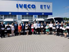 5 school DAILY minibuses handed over to the Hungarian Rákóczi Association