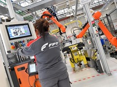 Iveco Group inaugura nova fábrica ePowertrain em Turim, primeira do grupo totalmente neutra em carbono