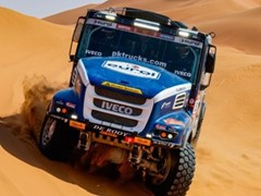 IVECO gana el Rally Dakar 2023 con los equipos Boss Machinery De Rooy y Eurol De Rooy