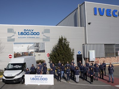 IVECO celebra la fabricación del Daily número 1.600.000 en su histórica planta de Italia
