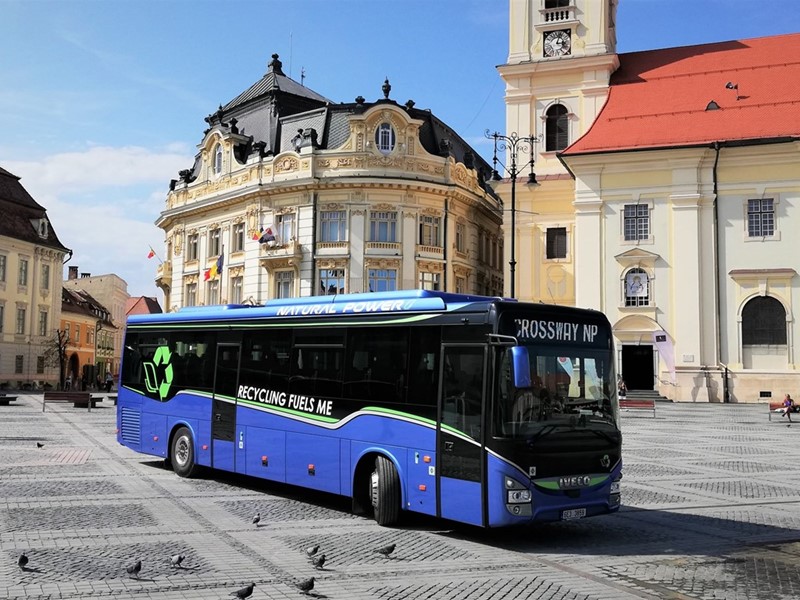 IVECO BUS vence prêmio de Ônibus Sustentável do Ano com o Crossway Natural Power