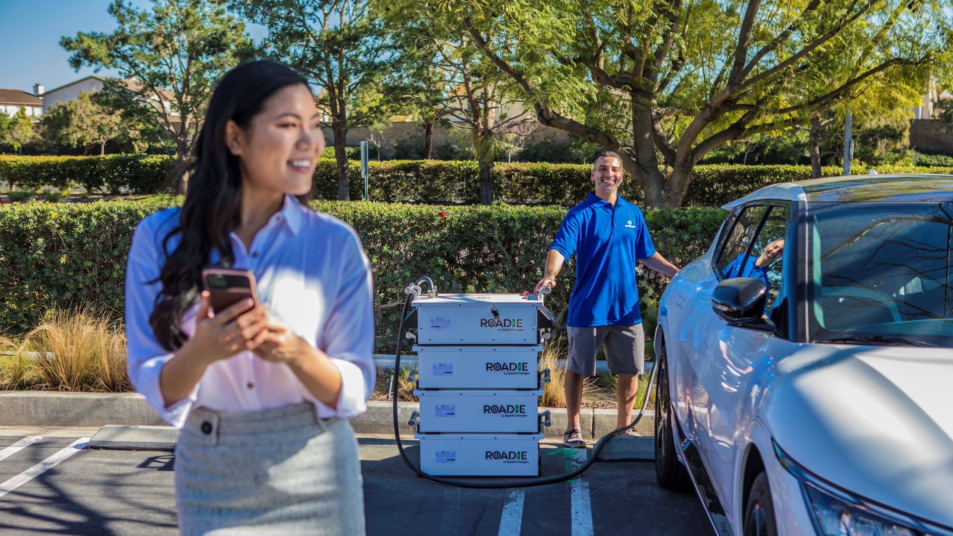 Kia America and Currently mobile charging service announce partnership to “recharge” electric vehicle ownership