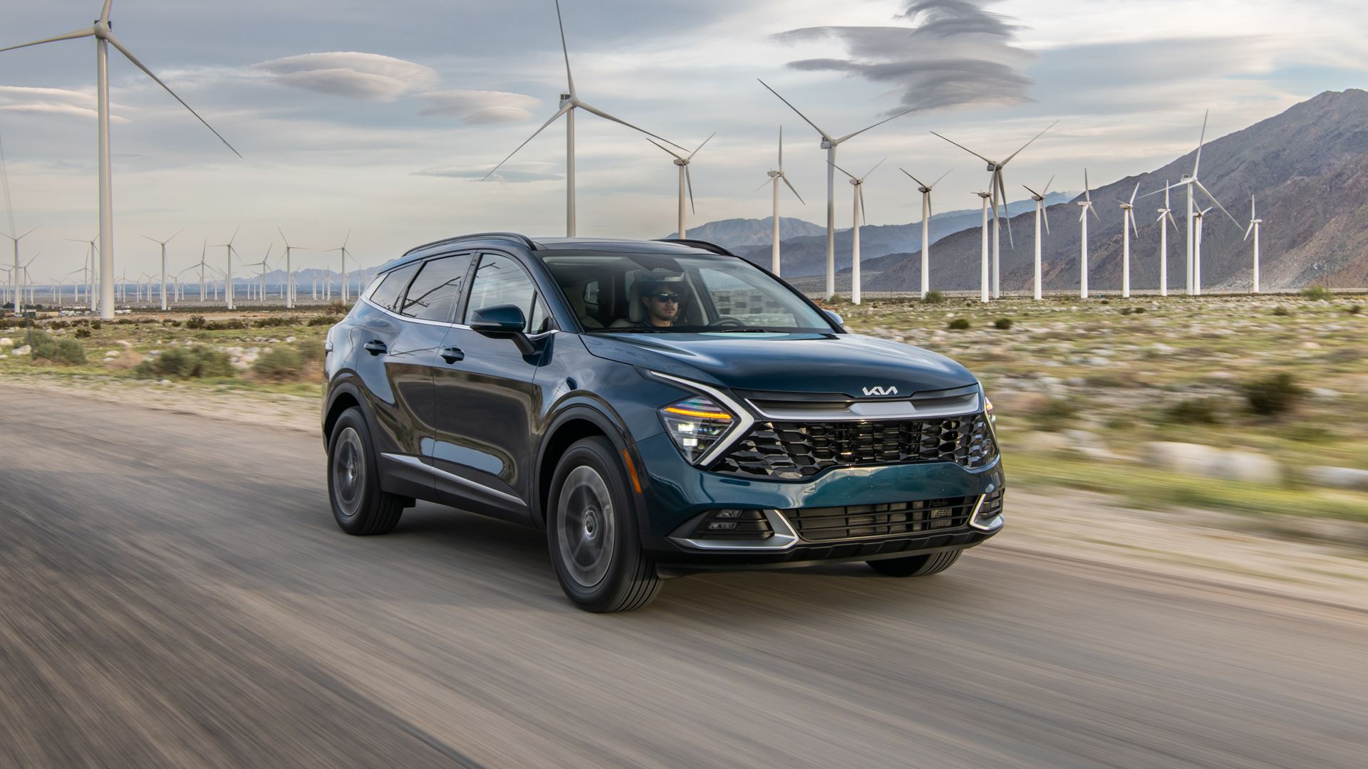 2025 Kia Sportage Hybrid Named Among Cars com s Best Hybrids for the Money