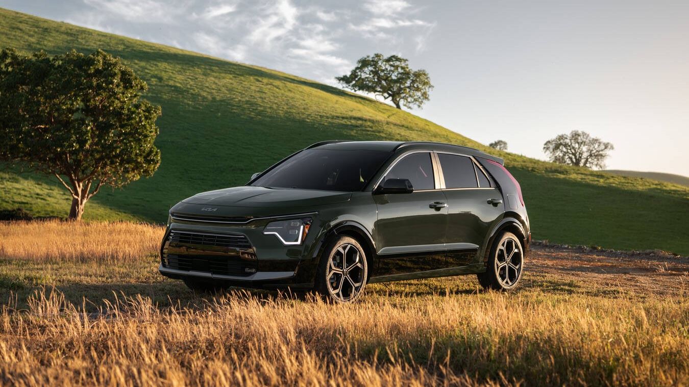 Kia Announces Pricing for 2026 Niro HEV Kia Announces Pricing for 2026 Niro HEV