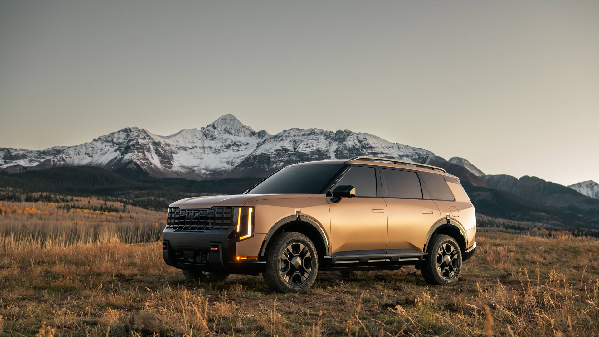 Kia America today announced pricing for the upcoming 2027 Kia Telluride 3-row SUV (ICE)