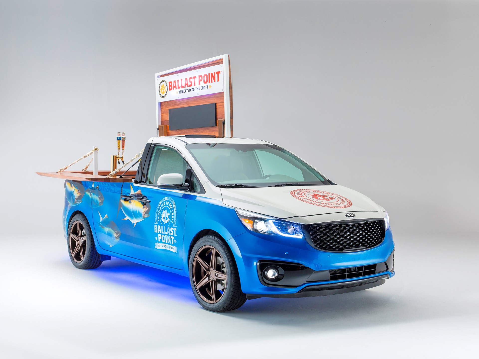 Kia - Races theme for the 2014 SEMA Show SXL