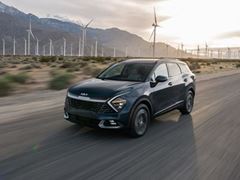 Kia Sportage Hybrid named a winner in Motor1.com 2022 Star Awards