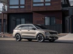 Kia America Announces Pricing for 2025 Sorento PHEV