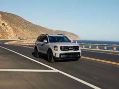 Kia Telluride Receives J.D. Power 2025 U.S. ALG Residual Value Award