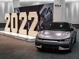 Kia America delivers the future at the Los Angeles Auto Show Kia America delivers the future at the Los Angeles Auto Show
