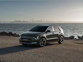 Kia Niro HEV named Best Car of 2023 by Cars.com Kia Niro HEV named Best Car of 2023 by Cars.com