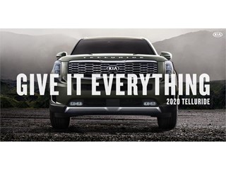 Kia Celebrates “Give It Everything” Spirit at Mom 2.0