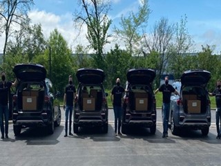 Kia Motors’ “Telluriders” Continue Delivering Face Shields to Hospitals and Medical Facilities Nationwide Kia Motors’ “Telluriders” Continue Delivering Face Shields to Hospitals and Medical Facilities Nationwide