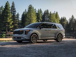 Kia Adds Hybrid Powertrain to the Carnival MPV Lineup and Announces 2025 Pricing Kia Adds Hybrid Powertrain to the Carnival MPV Lineup and Announces 2025 Pricing