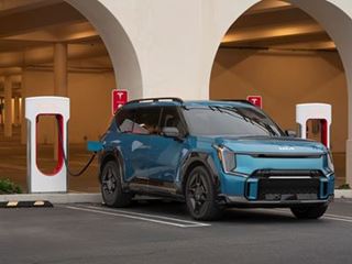 Kia EV6, EV9 and Niro Owners Gain Access to Over 21,500 Tesla Superchargers Kia EV6, EV9 and Niro Owners Gain Access to Over 21,500 Tesla Superchargers