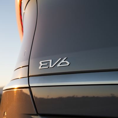 2025 Kia EV6 Debuts at LA Auto Show