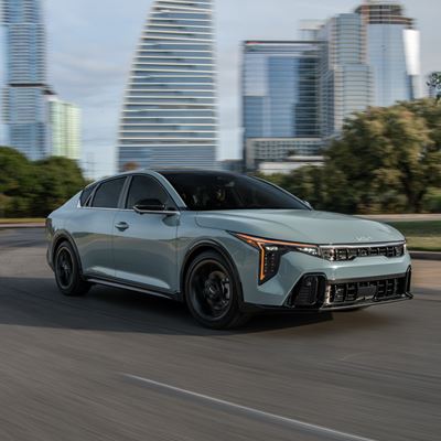 Kia K4 Named Among List of 2025 Wards 10 Best Interiors & UX Winners
