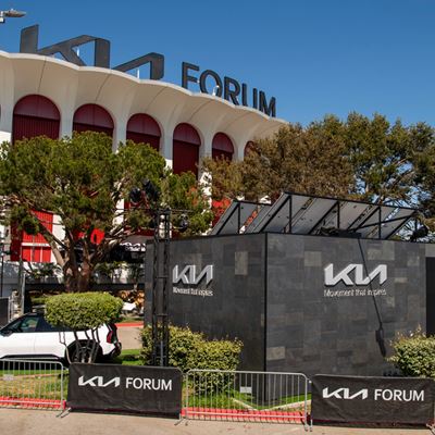 Kia Brings the Future to the Historic Kia Forum With the “Kia Connected Home”