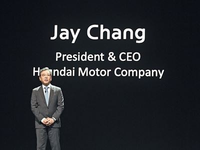 Jaehoon Chang, President and CEO of Hyundai Motor Company, giving remarks at the groundbreaking ceremony