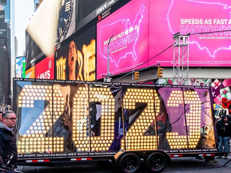 Kia America Delivers 2023 Numerals to Times Square