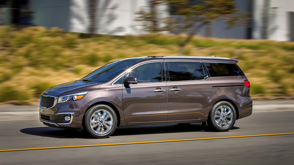 2015 Kia Sedona 24