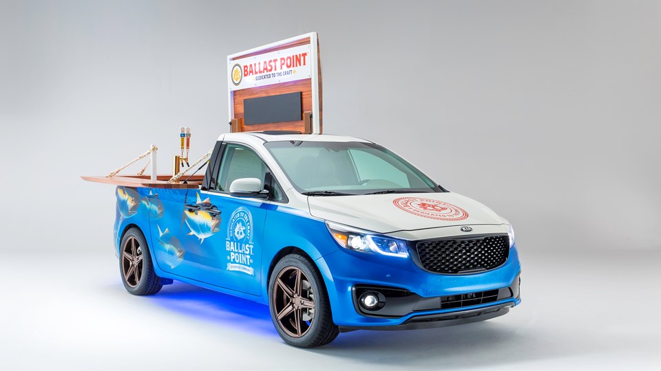 Kia - Races theme for the 2014 SEMA Show SXL