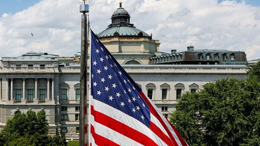 jefferson-building-with-flag