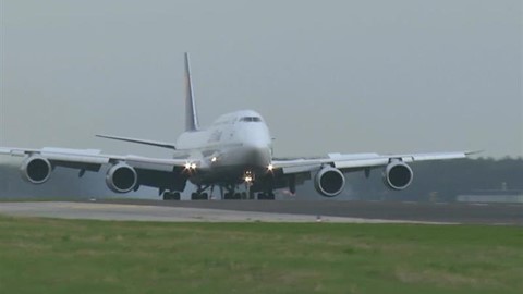 Boeing 747-8 - Terminal 1 Flugsteig A-Plus
