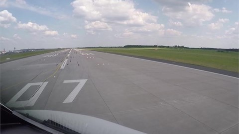 berlin-air-show---a320neo---take-off