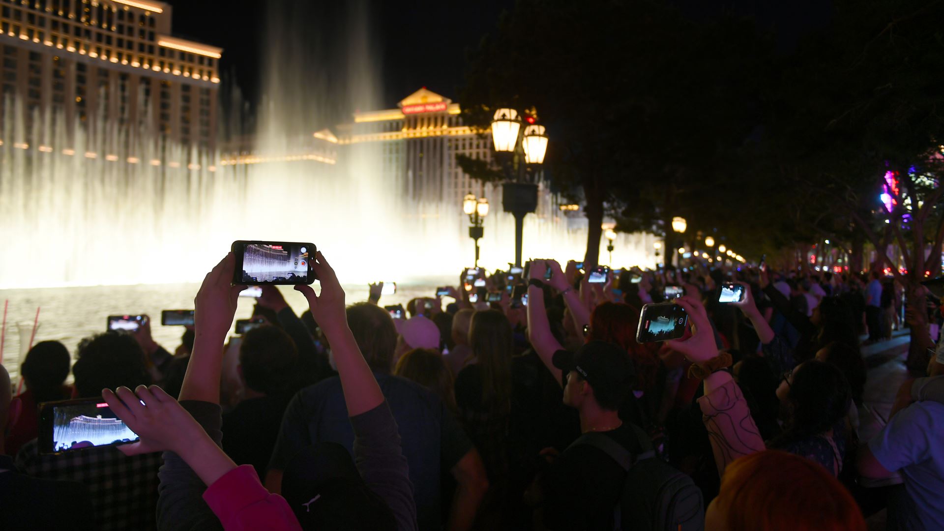 BTS Fans Capture BTS Themed Fountain Show by Bryan Steffy