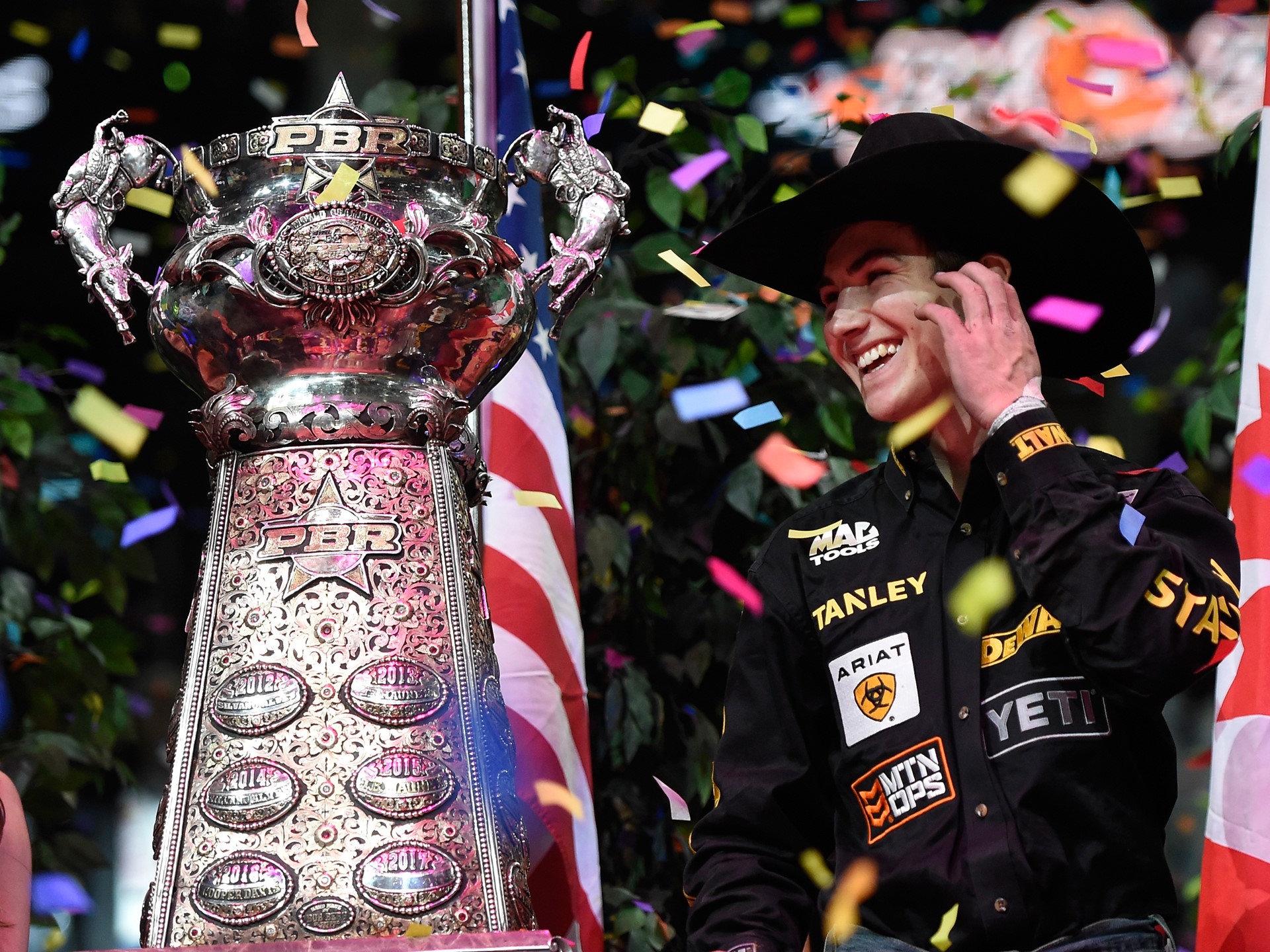 Jess Lockwood smiles after being named the 2017 PBR World Champion