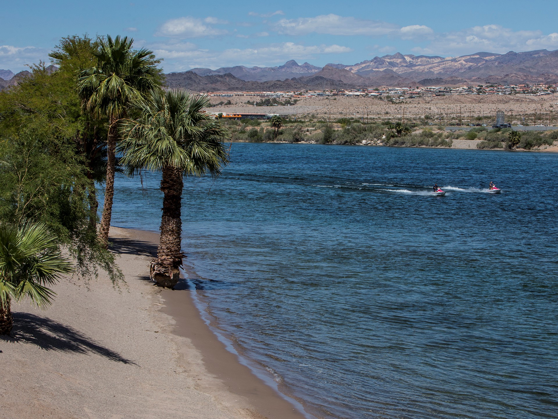 The beach on the Colorado River at Laughlin River Lodge