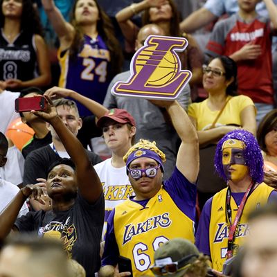 LA Lakers fans