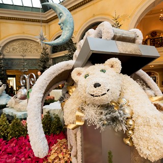 Bears made of white carnations decorate the Bellagio Conservatory and Botanical Garden "Holiday Glamour"