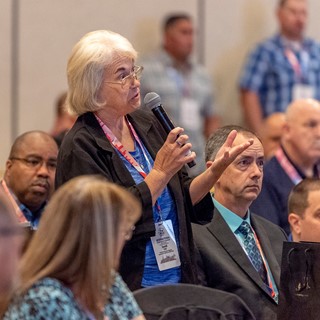 Sandi Cain of Trade Show Executive Magazine  asks a question during the International Tourism Security Conference