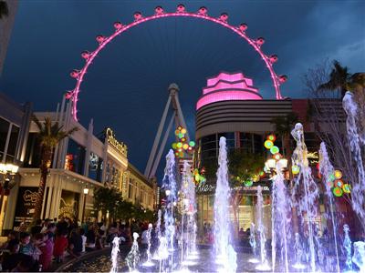 The LINQ Promenade