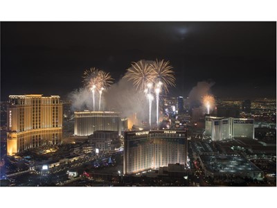 Las Vegas rings in 2017
