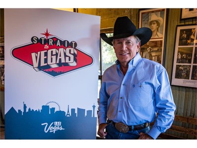 George Strait returns to the T-Mobile Arena