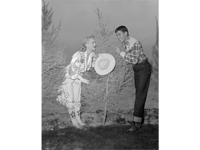 Jerry Lewis and Marie Wilson during filming of "My Friend Irma Goes West" at the Flamingo