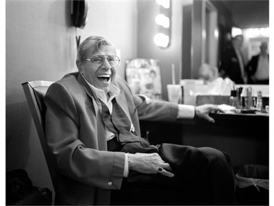 Jerry Lewis is seen in his dressing room after his final performance