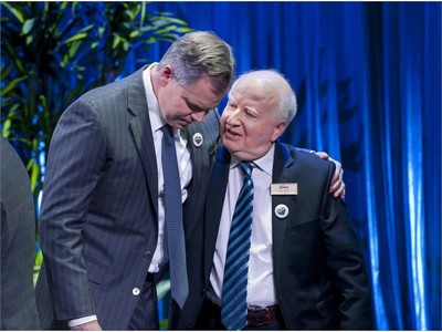 Jim Murren shares a quiet moment with Ray Bloom