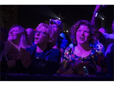 Fans sing along as the Goo Goo Dolls perform