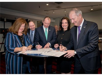 World Trade Center Las Vegas and Las Vegas Metro Chamber of Commerce Sign MOU agreement