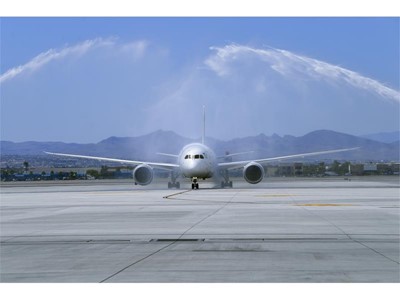 An EL AL Israel Airlines 787-9 Dreamliner