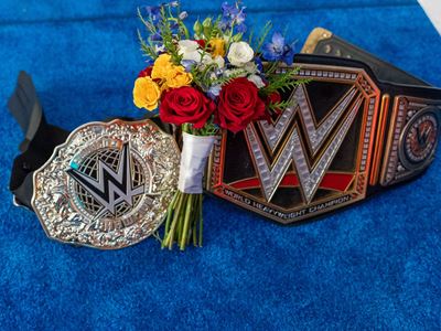 Love Smackdown at Viva Las Vegas Weddings